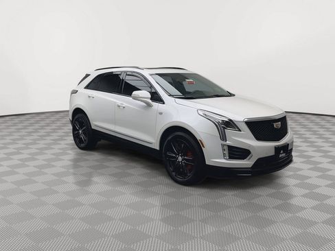 Used 2024 Cadillac XT5 Sportv w/ LPO, Floor Liner Package AWD/4WD image 37