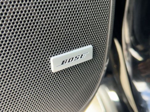 Used 2024 Buick Enclave Avenir w/ Avenir Technology Package image 22