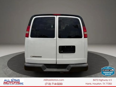 Used 2017 Chevrolet Express 2500 LS RWD image 8