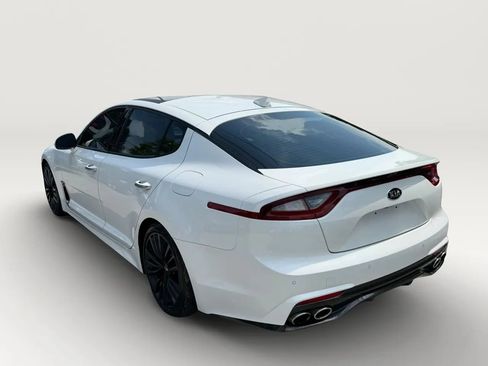 Used 2019 Kia Stinger w/ Sun & Sound Package AWD/4WD image 5