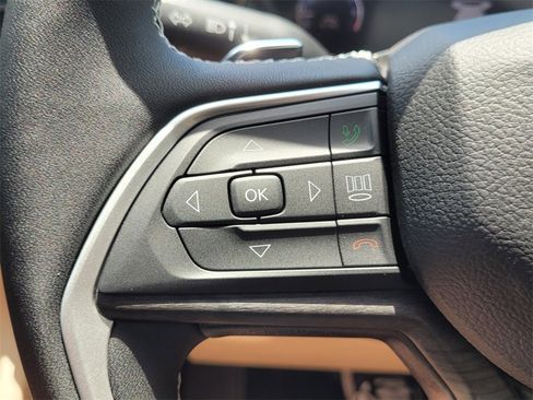 New 2024 Jeep Grand Cherokee Limited w/ Luxury Tech Group II image 21