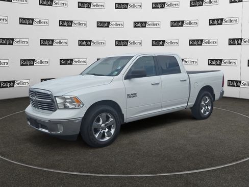 Used 2015 RAM 1500 Big Horn RWD image 2