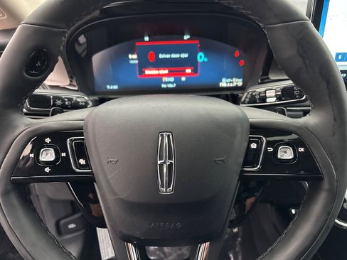 New 2026 Lincoln Corsair Grand Touring AWD/4WD image 16