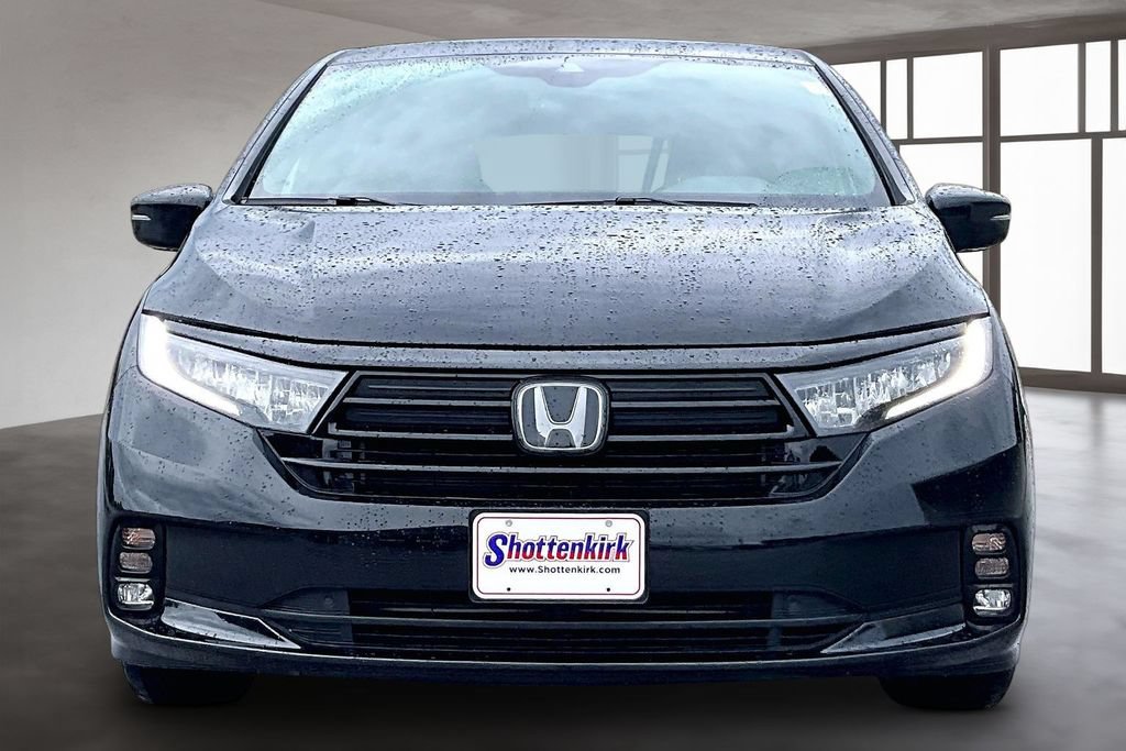 Used 2024 Honda Odyssey Sport image 2