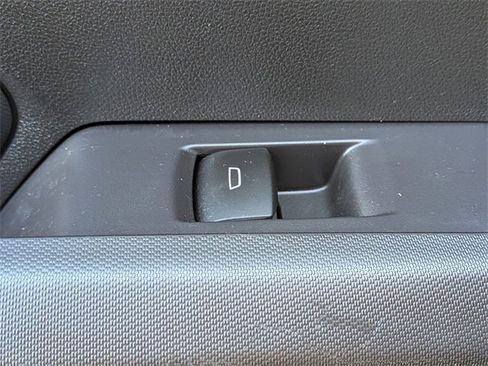 Used 2023 Chevrolet Colorado Z71 w/ Advanced Trailering Package image 28