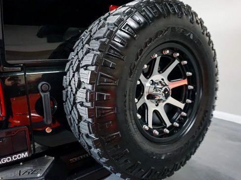 Used 2012 Jeep Wrangler Unlimited Sahara w/ Connectivity Group image 69