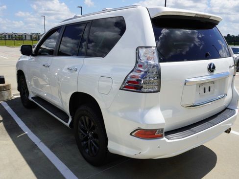 Used 2023 Lexus GX 460 Premium w/ Premium Package AWD/4WD image 7