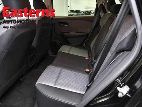 Used 2023 Nissan Rogue SV AWD/4WD image 22