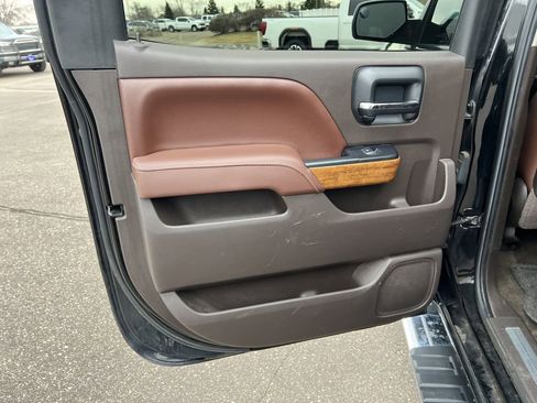 Used 2015 Chevrolet Silverado 1500 High Country w/ High Country Premium Package image 11