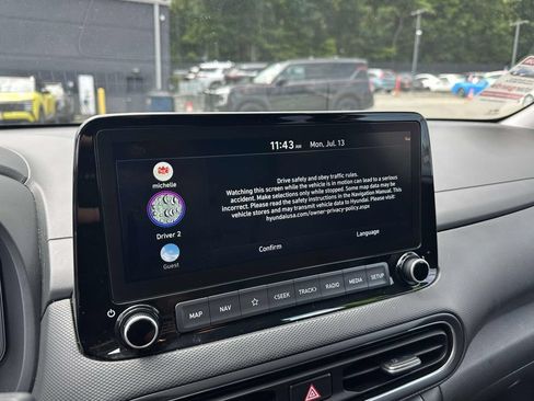 Used 2023 Hyundai Kona Limited AWD/4WD image 27