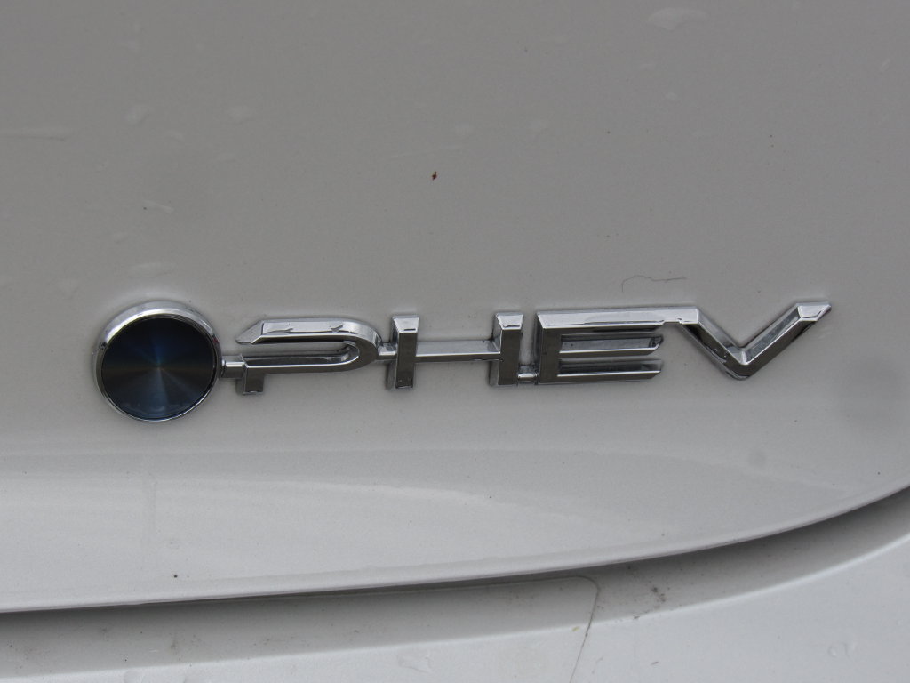 Certified 2026 Toyota Prius Plug-In Hybrid FWD image 9
