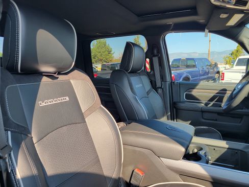 New 2025 RAM 2500 Laramie AWD/4WD image 21