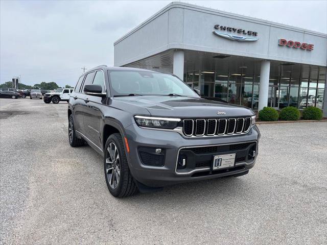 Certified 2023 Jeep Grand Cherokee L Overland AWD/4WD image 1