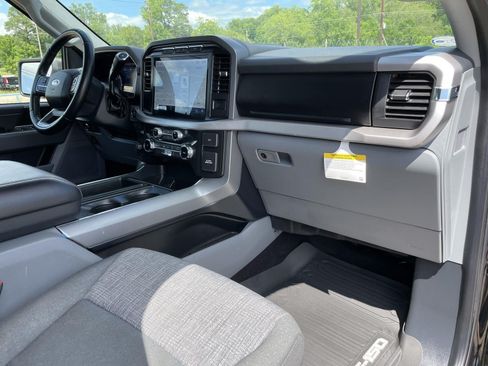 Used 2022 Ford F150 XLT w/ Equipment Group 302A High AWD/4WD image 50