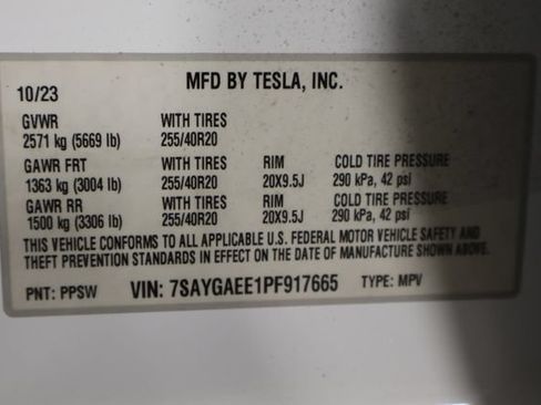 Used 2023 Tesla Model Y Long Range AWD/4WD image 37