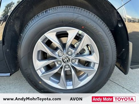 Certified 2026 Toyota Sienna LE FWD image 43