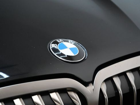 Used 2021 BMW X7 M50i w/ Cold Weather Package AWD/4WD image 11