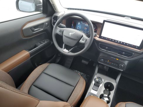 New 2026 Ford Bronco Sport Outer Banks AWD/4WD image 32