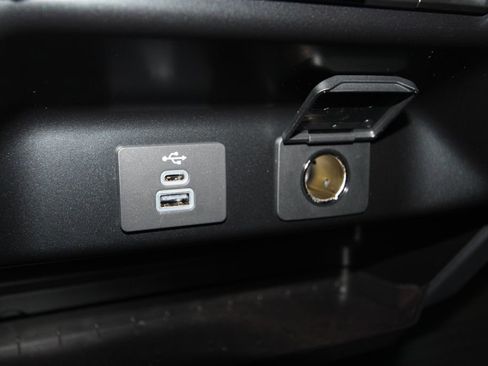 Used 2025 Ford F350 Lariat w/ Black Appearance Package image 21