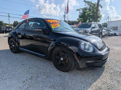 Used 2012 Volkswagen Beetle 2.5 FWD image 3