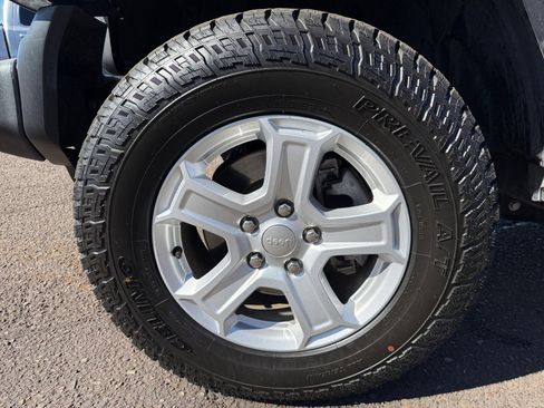 Used 2020 Jeep Wrangler Unlimited Sport S image 11