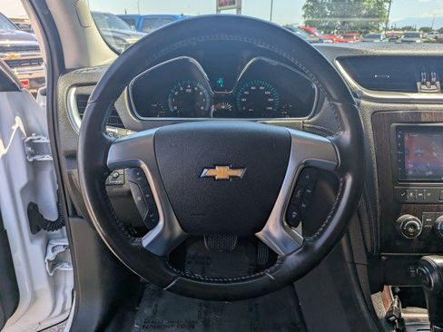 Used 2017 Chevrolet Traverse LT AWD/4WD image 14