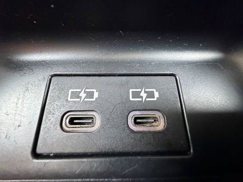 Used 2023 Toyota Corolla LE image 27