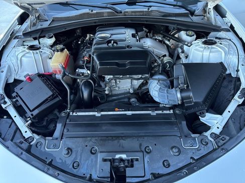 Used 2022 Chevrolet Camaro LT image 18