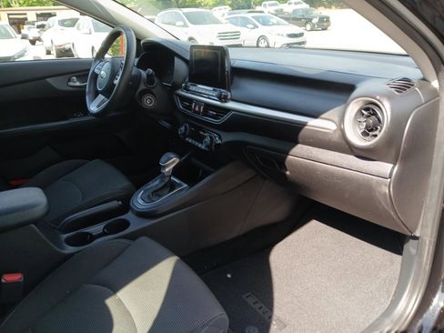 Used 2019 Kia Forte LXS image 15