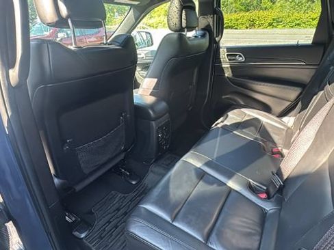 Used 2020 Jeep Grand Cherokee Limited AWD/4WD image 29