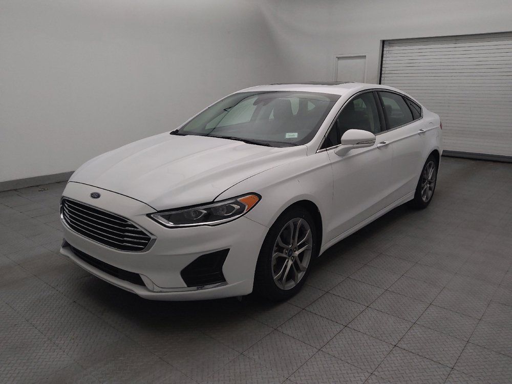 Used 2019 Ford Fusion SEL FWD image 2