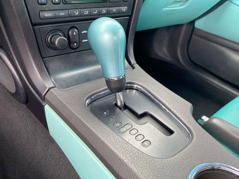Used 2002 Ford Thunderbird image 14