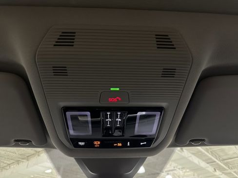 New 2026 Volkswagen Atlas Peak Edition AWD/4WD image 35