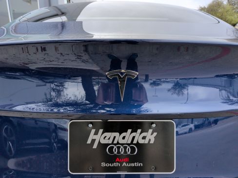 Used 2023 Tesla Model 3 Standard Range image 37