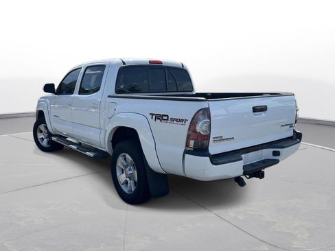 Used 2015 Toyota Tacoma PreRunner w/ TRD Sport Package RWD image 8