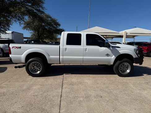 Used 2016 Ford F250 Lariat w/ Lariat Ultimate Package image 8