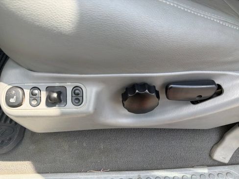 Used 2006 Ford F350 Lariat RWD image 30