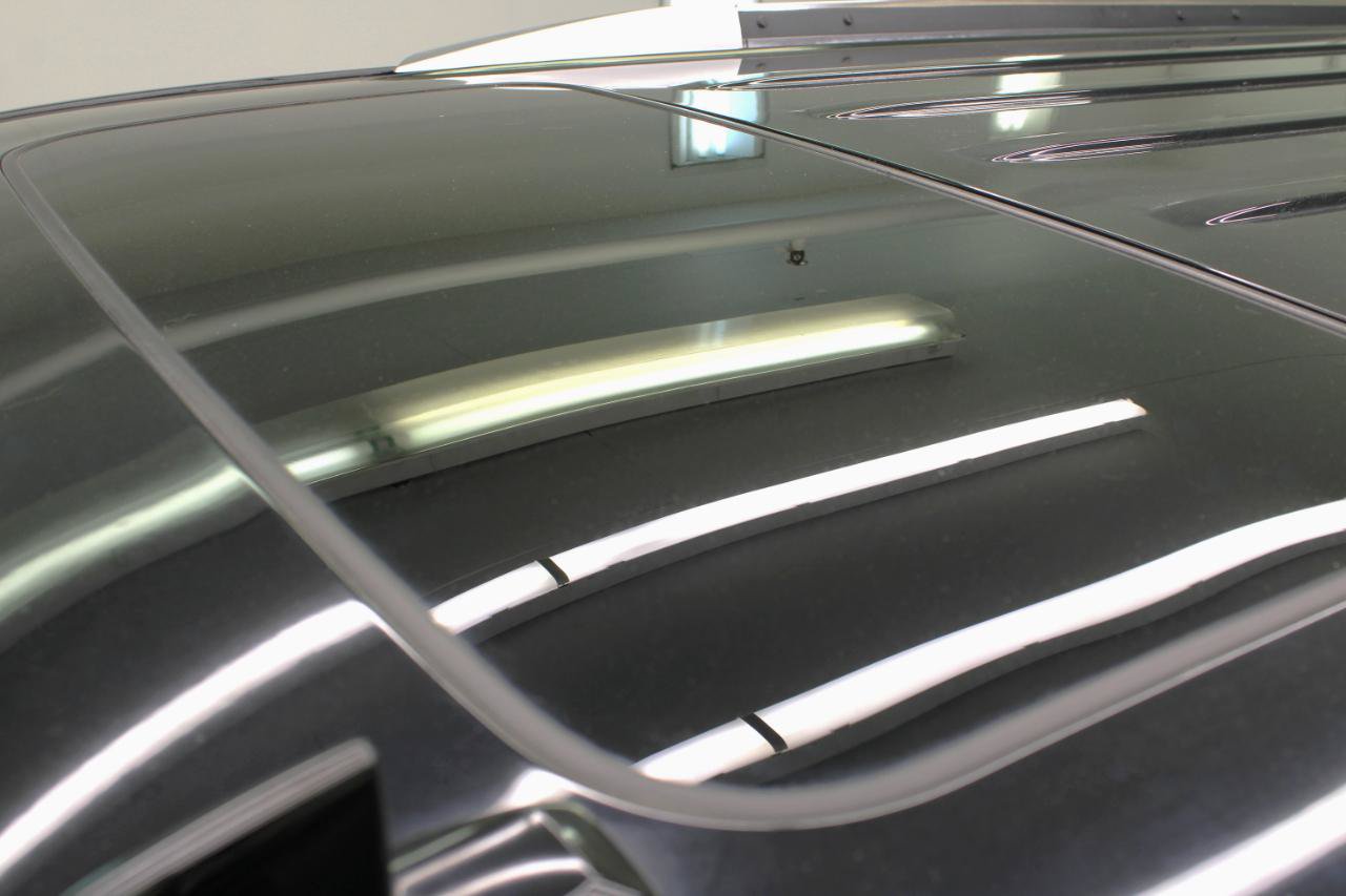 Used 2019 Cadillac Escalade ESV Luxury RWD image 25