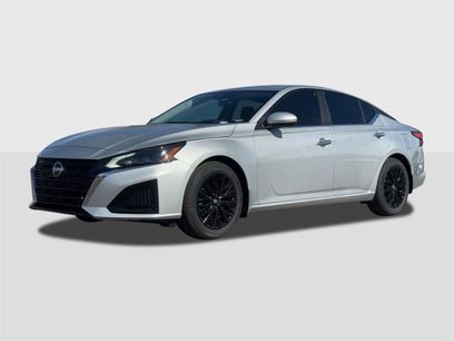 New 2025 Nissan Altima 2.5 SV