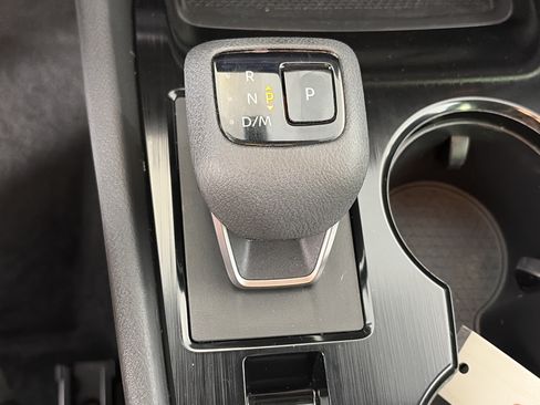 Used 2023 Nissan Rogue SV AWD/4WD image 22