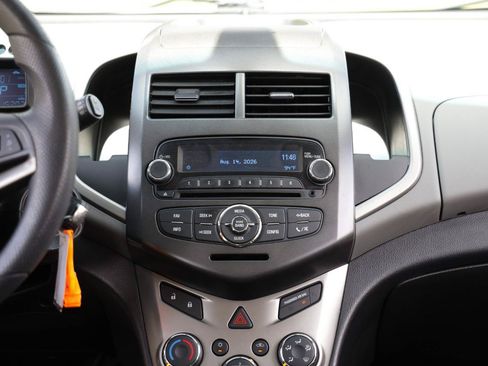 Used 2014 Chevrolet Sonic LT FWD image 32