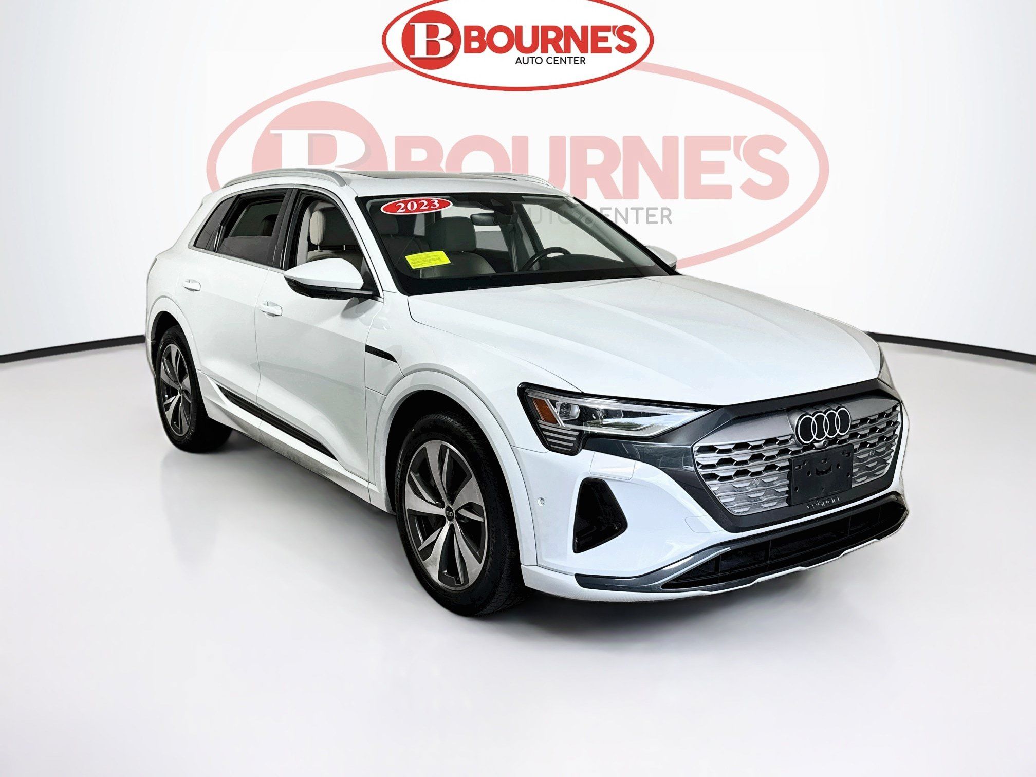 Used 2024 Audi Q8 e-tron Premium Plus w/ Premium Plus Package AWD/4WD image 1