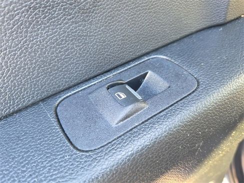 Used 2019 Ford F250 Lariat w/ Lariat Value Package image 10