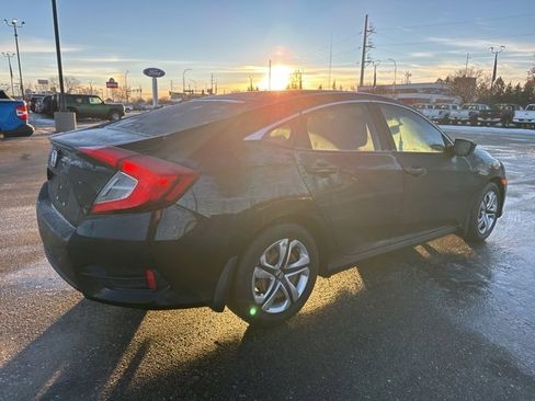 Used 2018 Honda Civic LX image 8