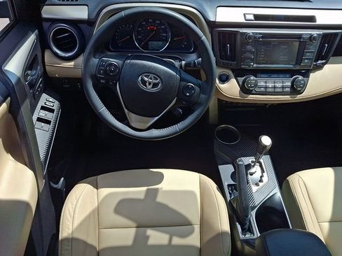 Used 2014 Toyota RAV4 Limited AWD/4WD image 12