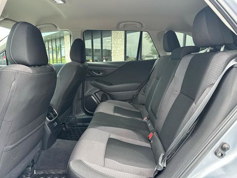 Used 2023 Subaru Outback Premium AWD/4WD image 14