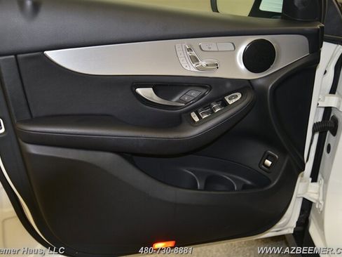 Used 2019 Mercedes-Benz GLC 300 image 33