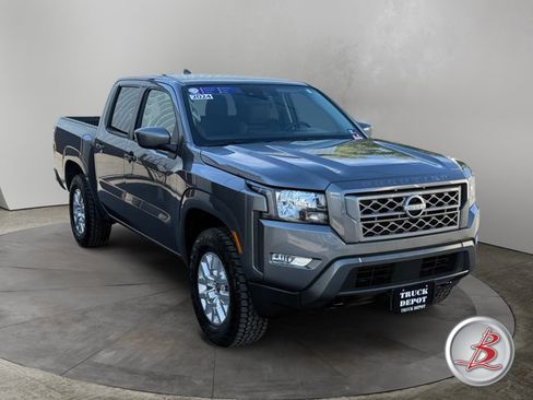 Used 2024 Nissan Frontier SV w/ SV Convenience Package AWD/4WD image 1