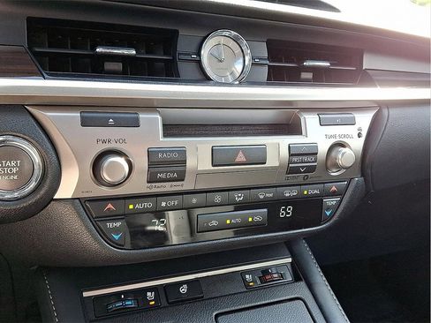 Used 2018 Lexus ES 350 image 17