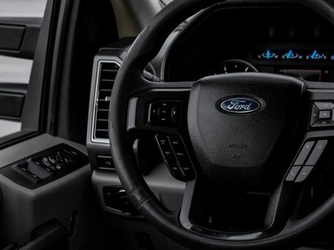 Used 2017 Ford F250 XLT w/ XLT Value Package image 22